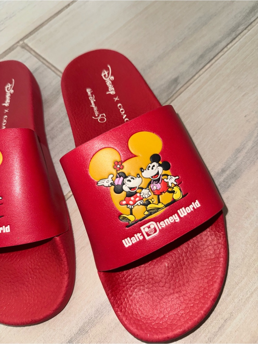 Disney x Coach Mickey & Minnie Mouse Slide Sandals 50th anniversary - Picture 3 of 6